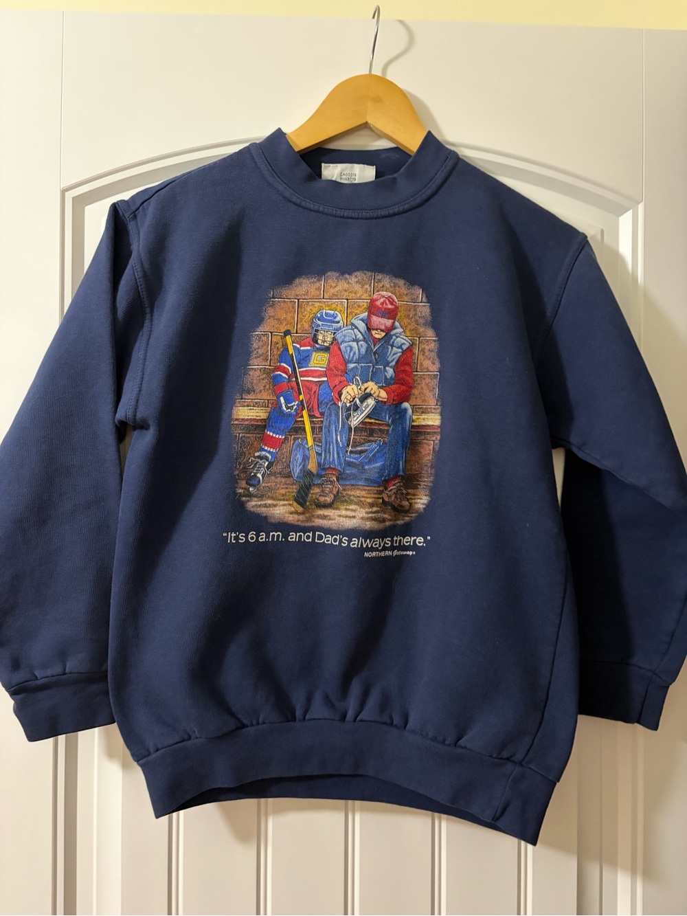 Vintage Northern Getaway Kids Sweatshirt Hockey